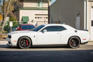 Dodge Challenger SRT Hellcat 2016 года 
